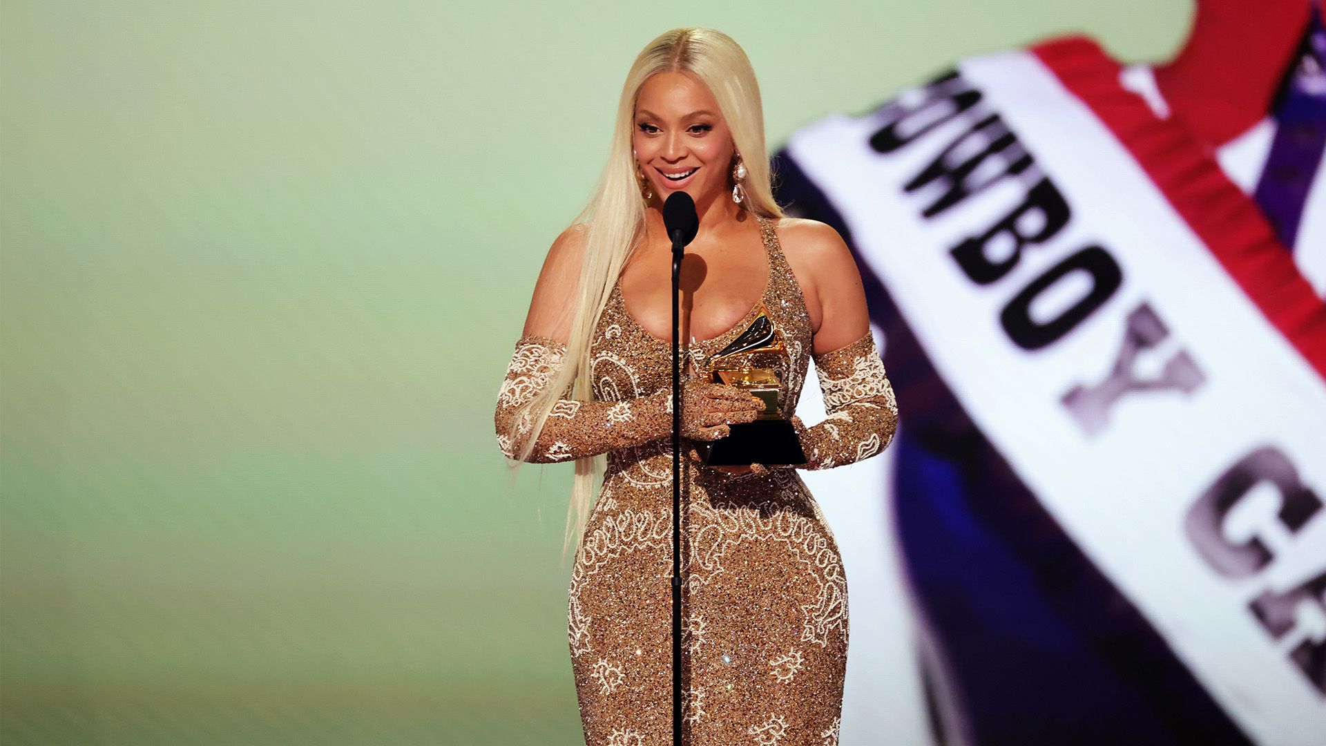 定成为一个 定成为一个